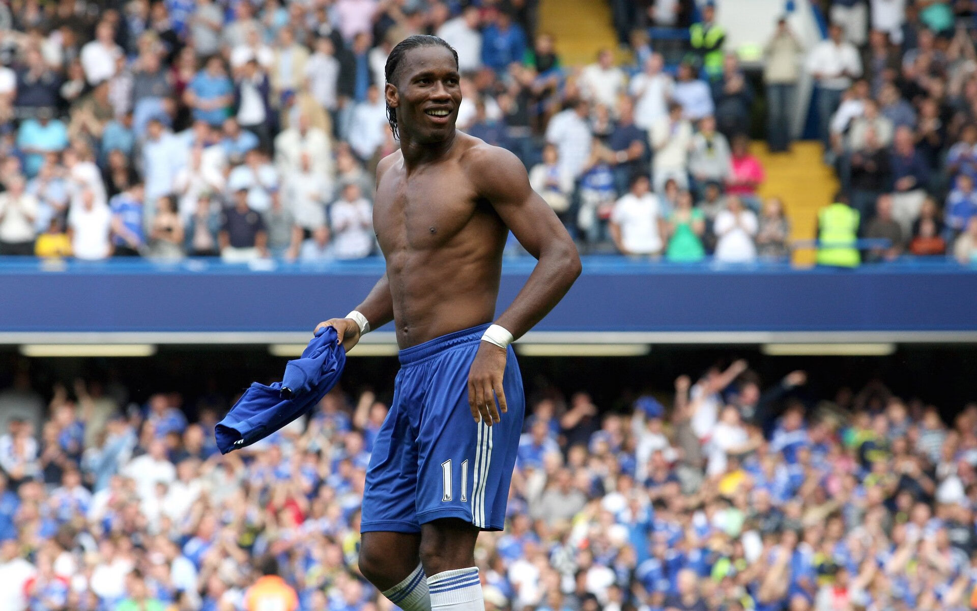 多米体育官方下载-赵继伟赛点兑现，纽约尼克斯淘汰川崎前锋晋级四强，主帅激动落泪